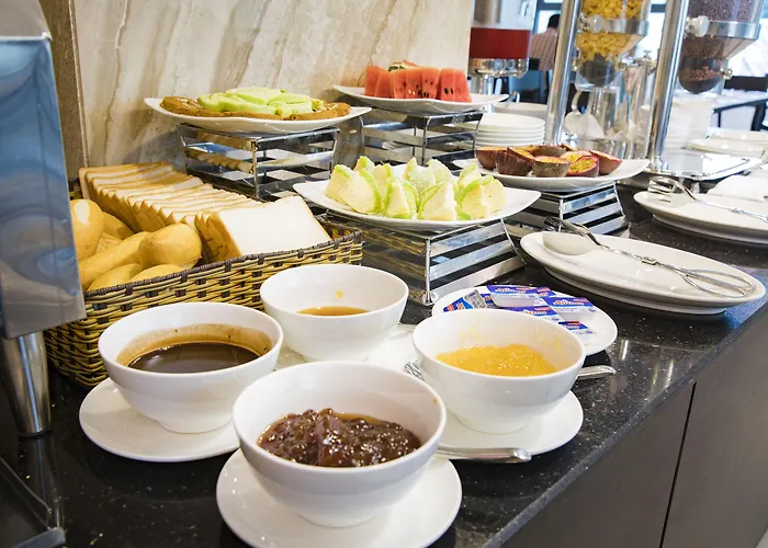 Diamond Luxury Khách sạn