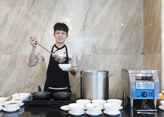 Khách sạn Diamond Luxury Hạ Long