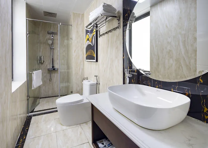 Diamond Luxury Khách sạn